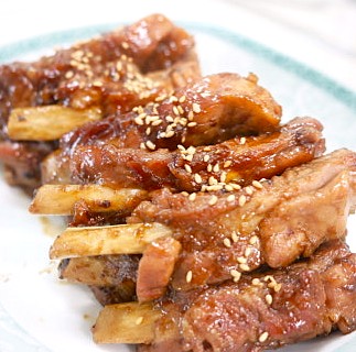 간장 등갈비(Soy-Glazed Pork Ribs)